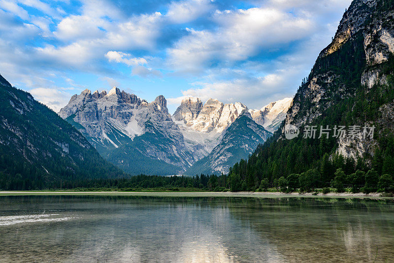 Lago di Landro (Dürrensee)， Dolomites在南蒂罗尔，意大利